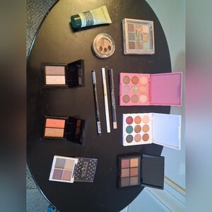 Colorful Eyeshadow Palette Set